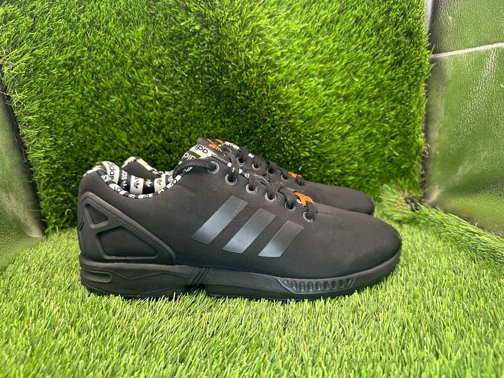 Adidas ZX Flux EG8776 Logo Liner Print Athletic Sneaker Men's 9.5 Black Textile